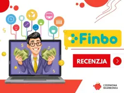 Uśmiechnięty mężczyzna z pieniędzmi na ekranie laptopa. Czy Finbo sprawdza BIK? Logo Finbo i przycisk "Recenzja".