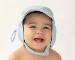 Gorro protector solar bebé: elige el mejor para su seguridad y confort