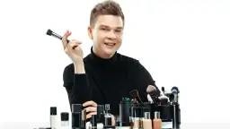 Czym zajmuje się charakteryzator w teatrze i jakie ma wyzwania?