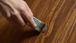 Farba do drewna akrylowa: Najlepsze opcje dla trwałego efektu