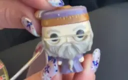 Sekrety kolekcjonerów: Jak rozpoznać figurkę w Kinder Niespodziance?