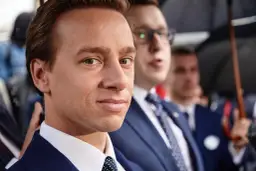 Krzysztof Bosak w jakiej partii? Zaskakujące fakty o jego karierze