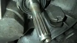 Przyczyna twardego pedału sprzęgła - co może być nie tak z Twoim autem?