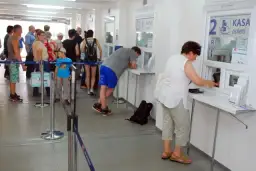 Czy można anulować bilety PKP? Sprawdź, jak uniknąć strat finansowych