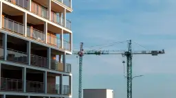 Czy deweloper może podnieść cenę mieszkania po podpisaniu umowy?