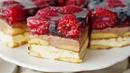 Ciasta szybkie i bez pieczenia z owocami! Polecamy lubiane ciasta