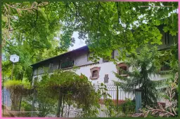 Skansen pszczelarski w Swarzędzu - historia, eksponaty i atrakcje