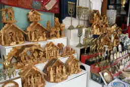 Co warto przywieźć z Izraela? Najciekawsze pamiątki i ich znaczenie