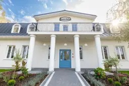 Luksusowy dom opieki w dworku: Przewodnik i cennik 2025/2026