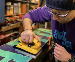 Jaki smar do snowboardu wybrać, aby uniknąć problemów na stoku?