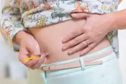 Nie ryzykuj! Jak prawidłowo utylizować strzykawki po heparynie?