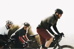 Jakie okulary fotochromowe na rower zapewnią najlepszą widoczność?