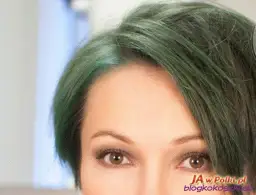 Farbowanie po hennie: Ile odczekać, by nie mieć zielonych włosów?