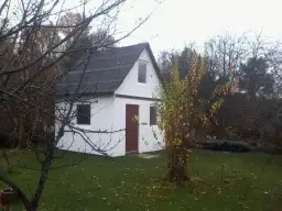 Jak pomalować domek murowany na działce - uniknij najczęstszych błędów