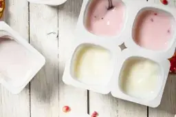 Jaki jogurt dla niemowlaka? Wybierz najlepszy i uniknij błędów