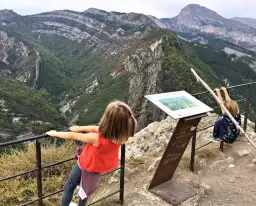 W jakie góry z dziećmi? Przewodnik po szlakach i atrakcjach