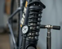 Jak napompować rower - uniknij najczęstszych błędów i problemów