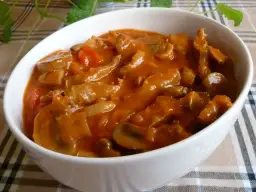 Potrawka z żołądków drobiowych - tradycyjny przepis na smaczną potrawę