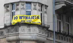 Czy za wynajem płaci się z góry? Oto co musisz wiedzieć o czynszu