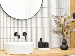 Czy można kłaść nową fugę na starą? Oto co musisz wiedzieć