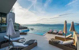 Chorwacja noclegi: Booking, Airbnb czy bezpośrednio? Wybierz mądrze!