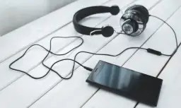 Słuchawki do muzyki klasycznej: Jak wybrać ideał? Poradnik eksperta