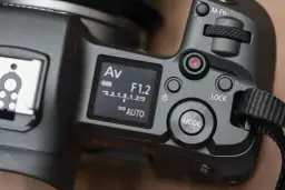 Jak wywołać zdjęcia z aparatu cyfrowego i uniknąć najczęstszych błędów