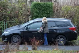 Jaki samochód ma Donald Tusk? Zaskakujące fakty o jego aucie