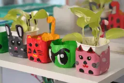 Ekologiczne zabawki z recyklingu dla dzieci – korzyści i pomysły na DIY