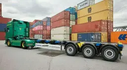 Naczepa czy przyczepa - poznaj kluczowe różnice i wybierz mądrze