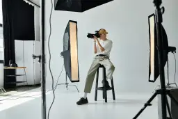 Kto to jest fotograf? Zrozumienie roli i umiejętności fotografa