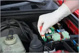 Bezpieczniki w domu: Uniknij awarii elektrycznej w 5 prostych krokach