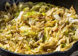 Biała kapusta na obiad: Ponadczasowe i nowoczesne przepisy