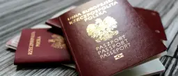 Jak zapisać się do kolejki na paszport i uniknąć długiego czekania