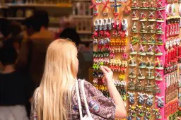 Najciekawsze pamiątki z Holandii, które warto przywieźć z podróży