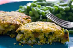 Co zrobić z ugotowanych jajek? 20+ pomysłów na każdą okazję!