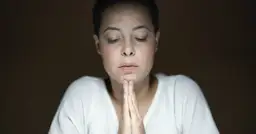  Modlitwa Magnificat – tekst, znaczenie i historia popularnej pieśni Maryi