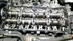 Jaki olej przy przebiegu 300 tys diesel - uniknij kosztownych błędów