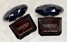 Versace Crystal Noir EDT vs EDP: Który zapach wybrać? Porównanie