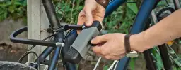 Zabezpiecz rower jak ekspert: Jak zapiąć i uniknąć kradzieży?
