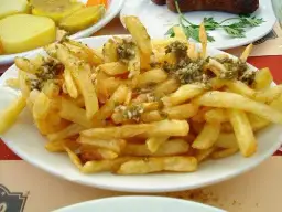 Idealna temperatura smażenia frytek we frytkownicy, aby uniknąć porażki