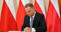 Kiedy prezydent podpisze ustawy? Sprawdź, co wpływa na terminy