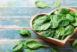 Jak mrozić szpinak? Pełny poradnik: smak, kolor, wartości odżywcze
