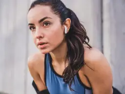 Czy można biegać z zakwasami? Dowiedz się, jak uniknąć bólu