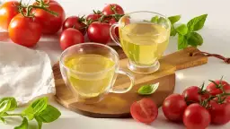 Sok pomidorowy czy zdrowy? Odkryj jego zalety i zagrożenia zdrowotne