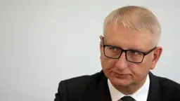 Skandal romansu posła PiS: szczegóły i konsekwencje dla polityka