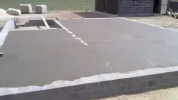 Jaki beton na fundament? Wybierz odpowiednią klasę i uniknij problemów