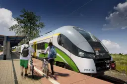 Jak dojechać do lotniska warszawa modlin - tanio i szybko bez stresu