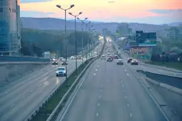 Typy dróg w Polsce: Różnice między jednojezdnymi a dwujezdnymi