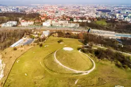 Kraków: Co zwiedzić? Odkryj top atrakcje i ukryte perełki!